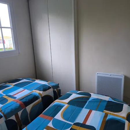 Campsite Mobil-home Vallee De L'yeres *